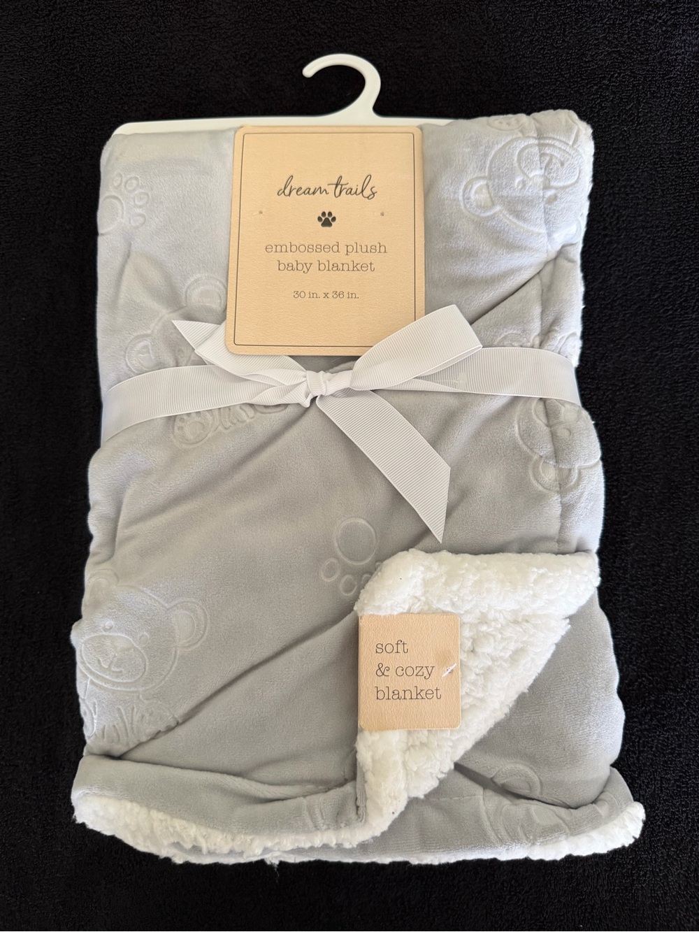 NEW Embossed Plush Baby Blanket 30x36”